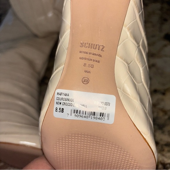 SCHUTZ Cream Heeled Boots with Croc-Embossed Texture - Picture 10 of 11